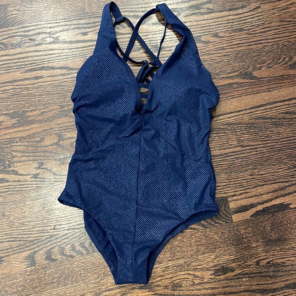 NWOT Amoressa by Miraclesuit One Piece Bathing Suit